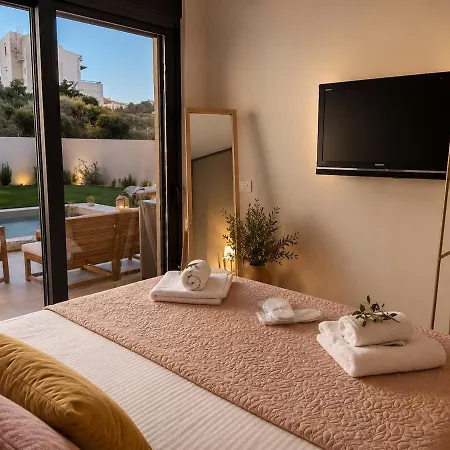 Hero's Olive Garden Retreat *