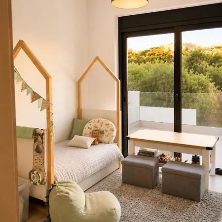 Hero's Olive Garden Retreat